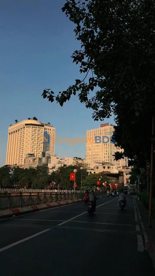 Nhà Hẻm Xe Hơi 41m² Lạc Long Quân, Tân Bình - Giá 5 Tỷ