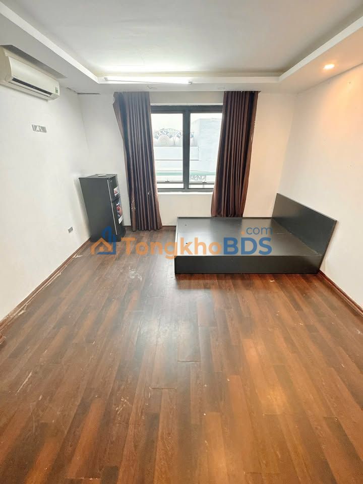 Cho thuê Căn hộ mini Đê La Thành Nhỏ 3.3 Triệu - Full nội thất, Giờ giấc tự do