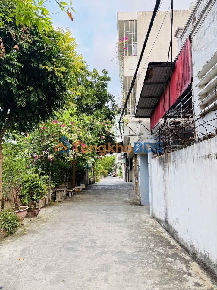 Nhà Góc Trần Hưng Đạo, TP Thái Bình - 62m² - Ngay Ngã 6, View Sông, 2 Oto Tránh