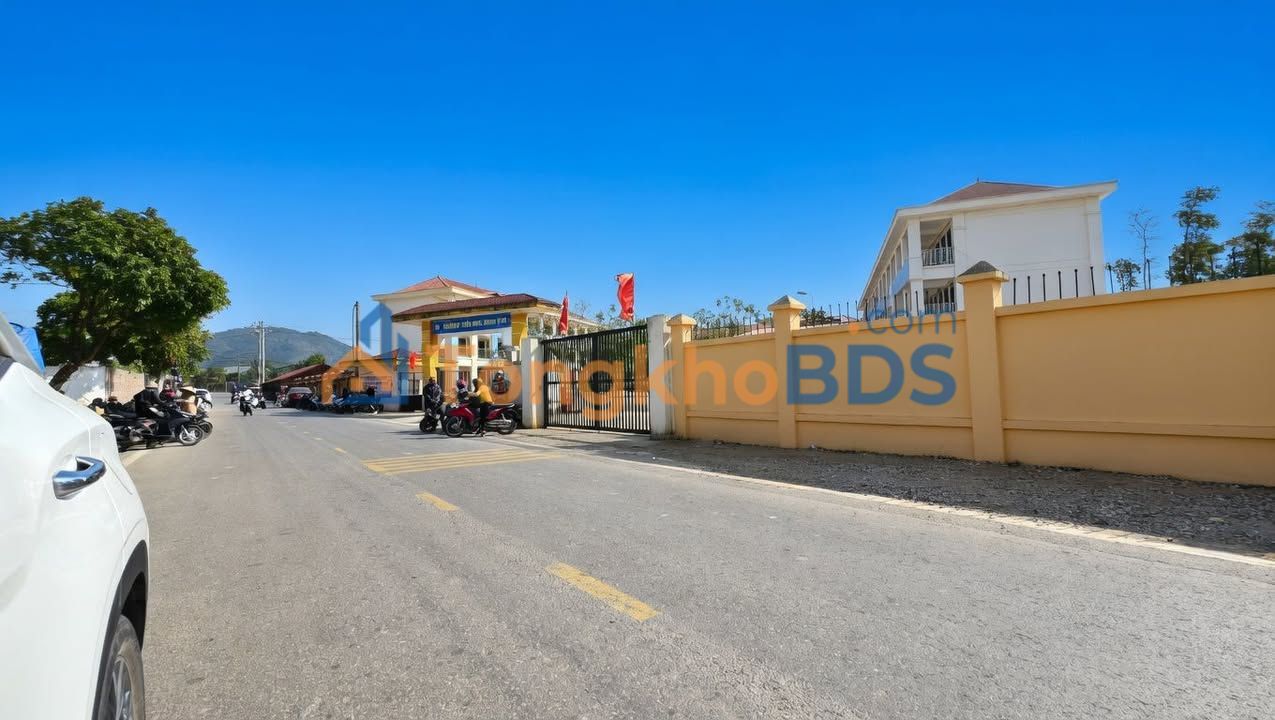 Đất nền Chương Mỹ 100m² - Sổ đỏ thổ cư, giá chỉ 2.1 tỷ