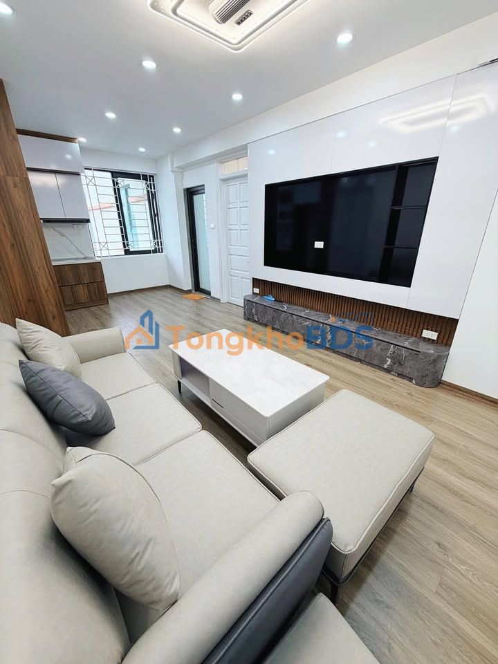 Bán Căn Hộ Góc 66m² Vĩnh Hoàng, Hoàng Mai - 5 Tỷ, Thang Máy, 2PN