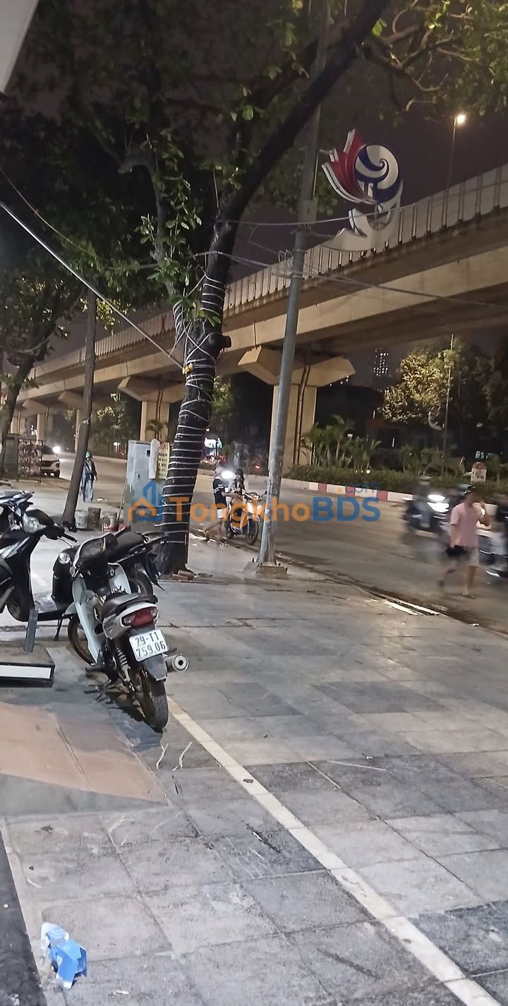 Nhà 5 tầng Quang Trung Hà Đông - Sẵn sàng ở ngay