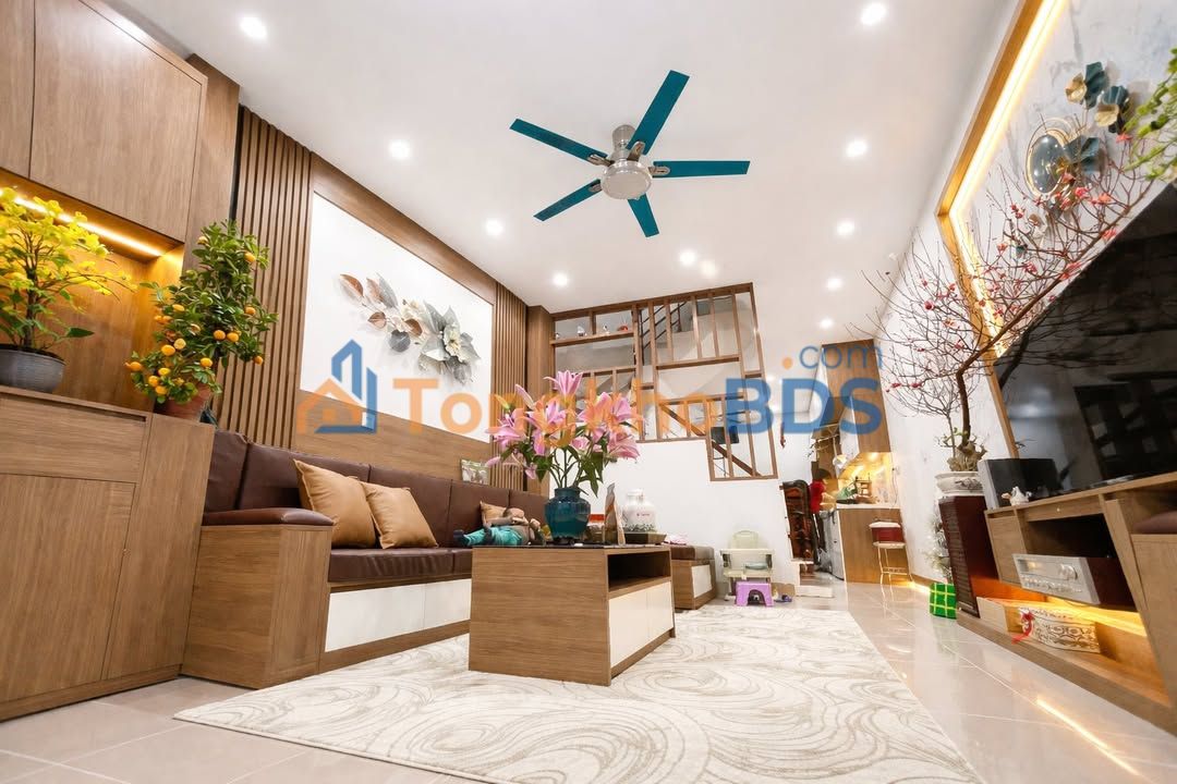 Bán nhà 40m² Văn Quán, Hà Đông - Full nội thất, Sổ đỏ, Giá tốt