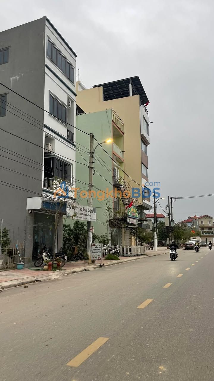 Nhà 4T Quang Minh 50m² giá 3 tỷ - Chính chủ sẵn ở