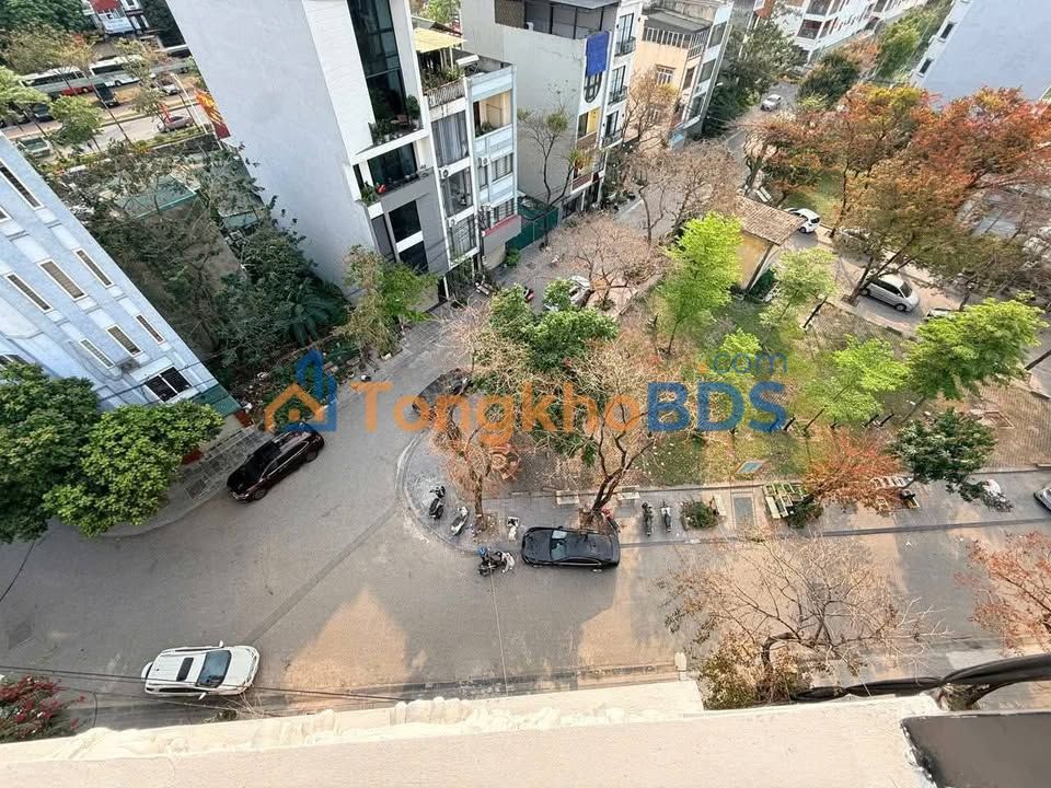 Nhà Mặt Phố Cổ Linh, Long Biên 48m² 8 Tầng - Kinh Doanh Sầm Uất, Lô Góc