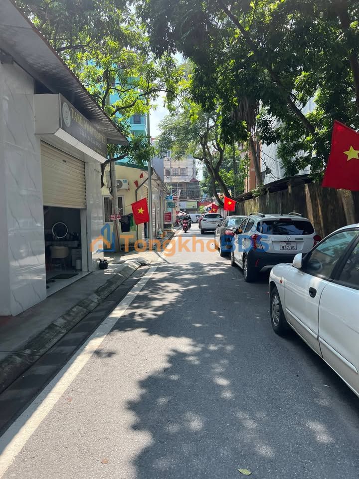 Nhà 45m² Lê Văn Hiến, gần HVTC - Kinh doanh nhỏ, 7 chỗ đỗ cửa