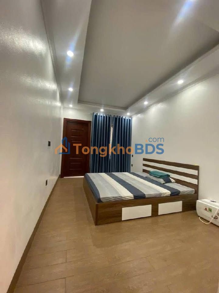 Nhà 5 Tầng Tân Triều, Thanh Trì 31m² - Ngõ Thông Kinh Doanh, Sổ Đỏ Vuông Vắn