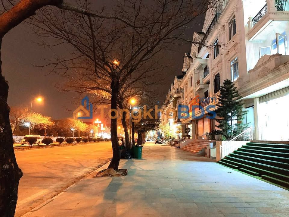 Nhà Mặt Phố Đinh Núp Cầu Giấy 120m² - KD Đa Ngành, 6 Tầng Giá 68 Tỷ