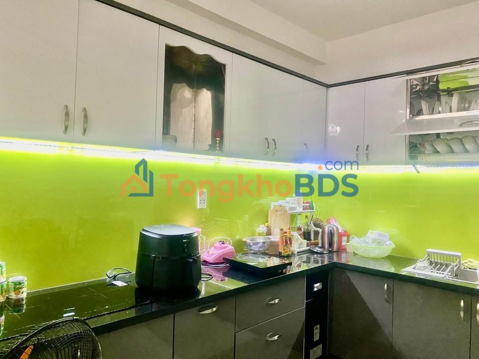 Nhà Kiệt Ô tô Lý Tự Trọng, Hải Châu - 55m² 3 Tầng, Giá 5 Tỷ