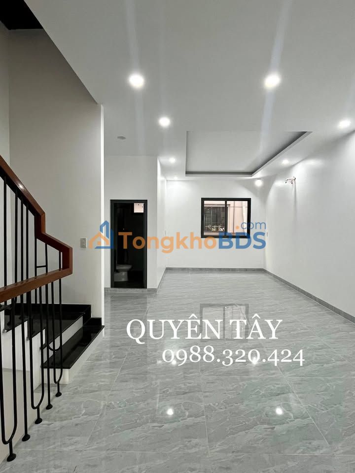 Nhà riêng Long Xuyên ĐBP 3T giá 22 triệu - Ô tô vào tận nhà