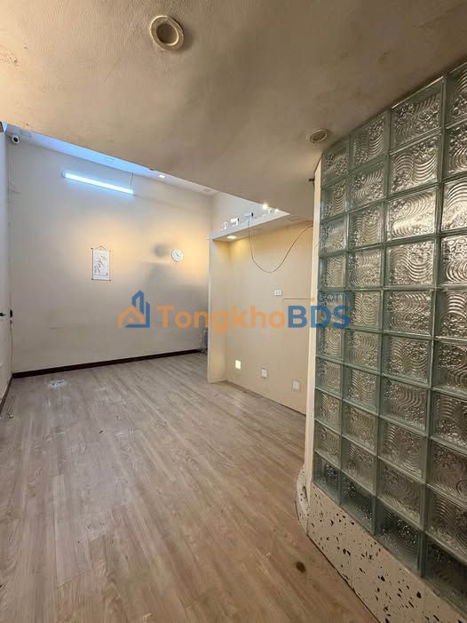 Nhà riêng Tràng Thi 35m² 6.5 triệu - Sẵn sàng ở ngay