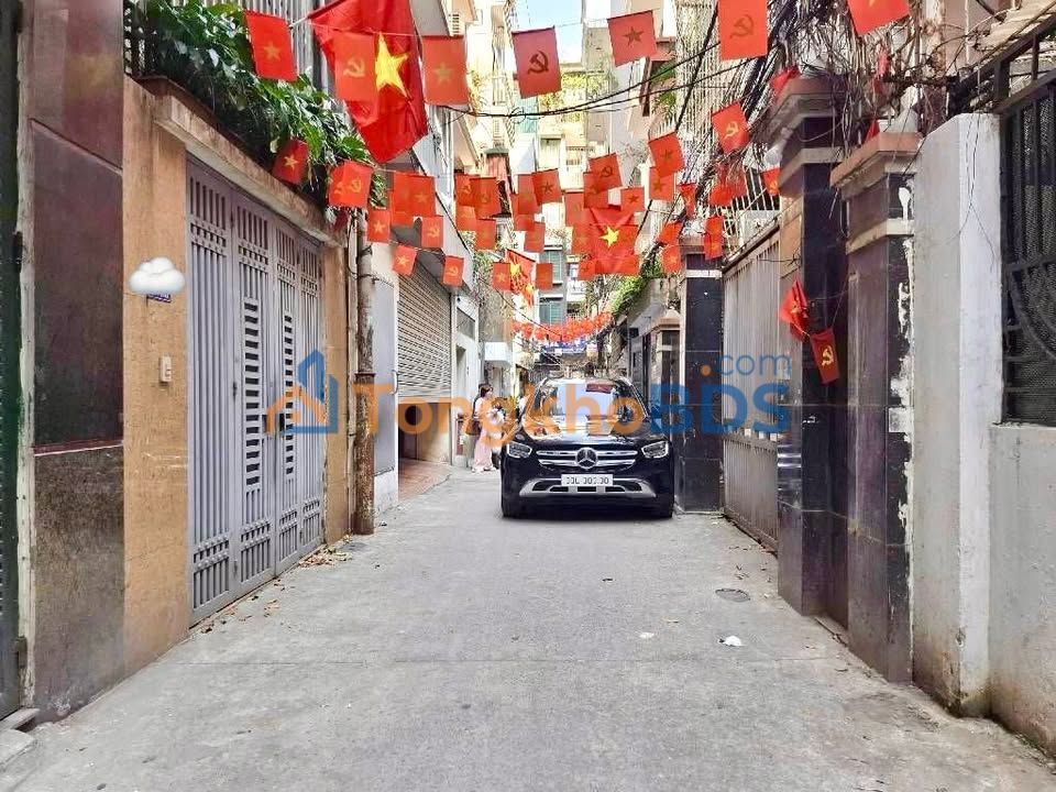 Nhà Mặt Ngõ Kinh Doanh Giáp Bát - Ô tô Tránh, Lô Góc 50m² - Chỉ 9.2 Tỷ