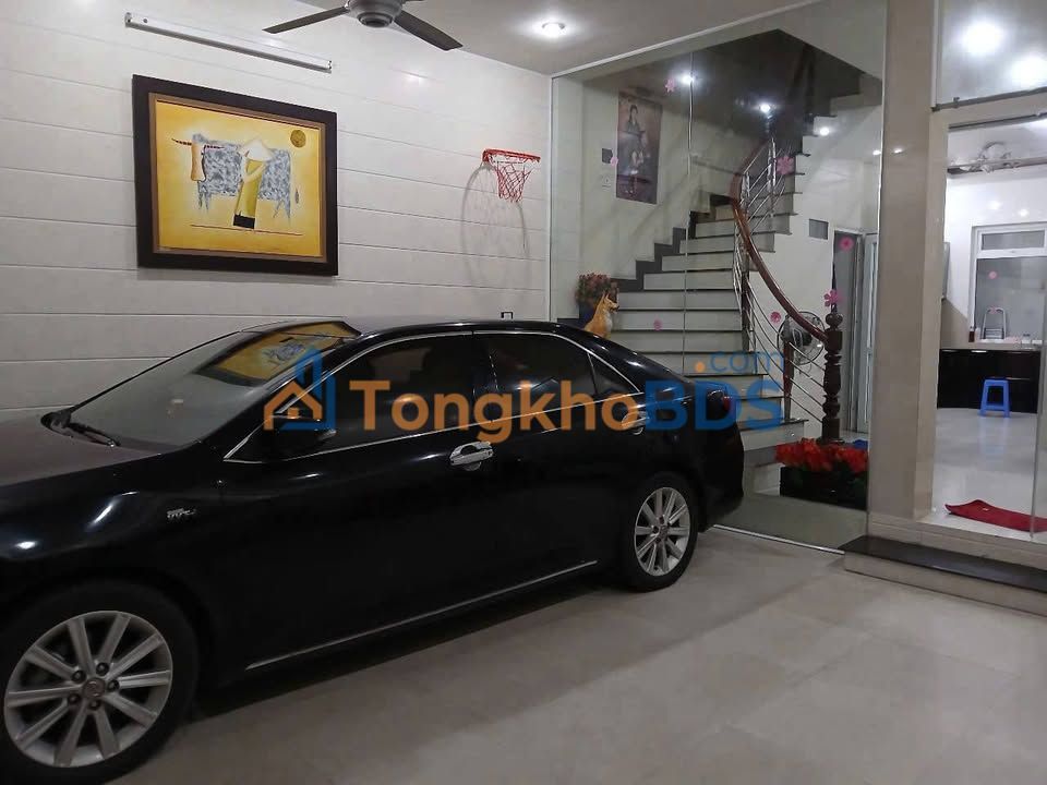 Nhà Hoàng Văn Thái Thanh Xuân 115m² 32 tỷ - Ô tô vào nhà