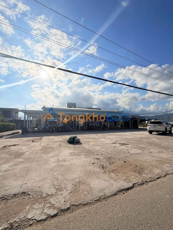 Đất Vạn Ninh - Khai thác kinh doanh ngay mặt tiền chợ Vạn Khánh