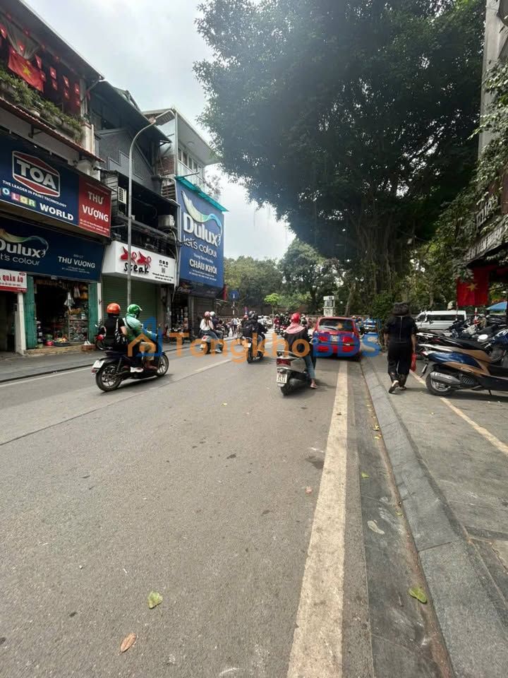 Nhà Mặt Phố Đống Đa KD Đỉnh Cao 104m², 4 Tầng - 61 Tỷ