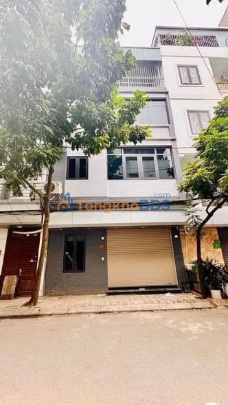 Nhà Phân Lô Vỉa Hè Văn Quán, Hà Đông - 40m², 4 Tầng, Oto Đỗ Cửa