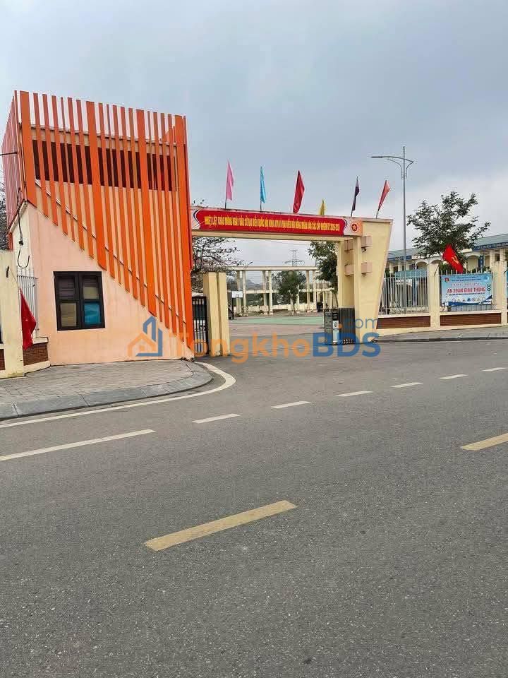 Đất nền cổng Trường THCS Đồng Phong, Nho Quan - 67m² - Kinh doanh/Ở