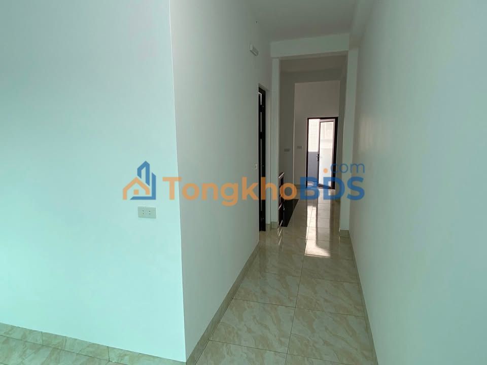 Bán Gấp Nhà Liền Kề 52m² Ngõ 183 Phạm Thận Duật, Ninh Bình - Hướng Nam