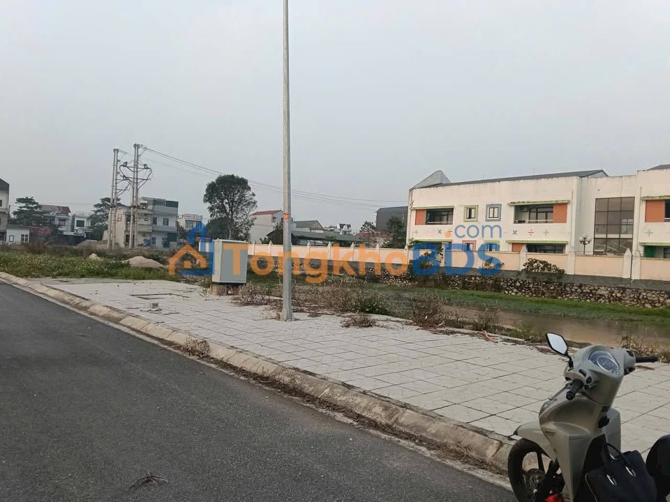 Đất nền MB 1026 Đông Sơn, Thanh Hóa - 125m² hướng Nam, đối diện chợ, giá 2.x tỷ