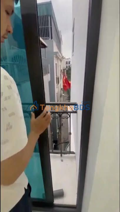 Nhà 30m², 5 Tầng - Thanh Liêm, Hà Nam | Ô Tô Đỗ Cửa, Gần Đại Học