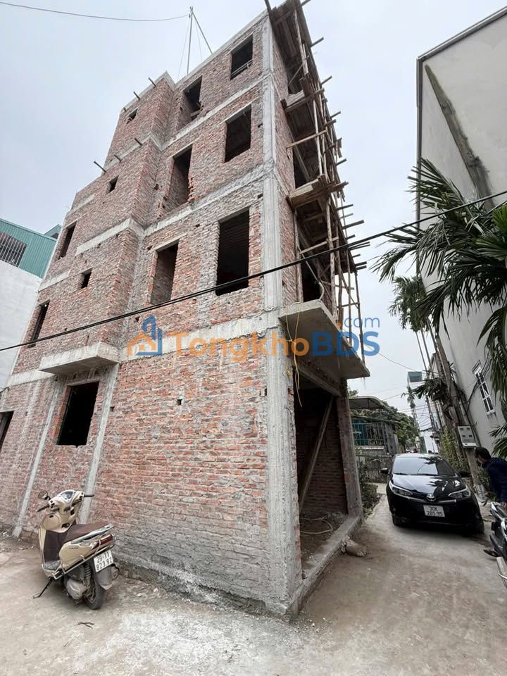 Nhà Lô Góc Phượng Dực Phú Xuyên 4 Tầng - Ô Tô Đỗ Cửa, Gần ĐH Sư Phạm TDTT