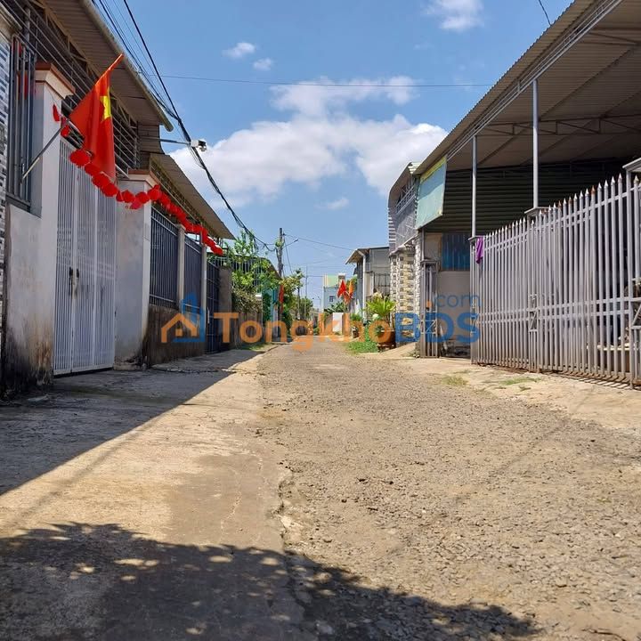 Nhà Hẻm Chính Lê Đại Hành, Pleiku - 135m² Sổ Hồng Giá 9xx Triệu