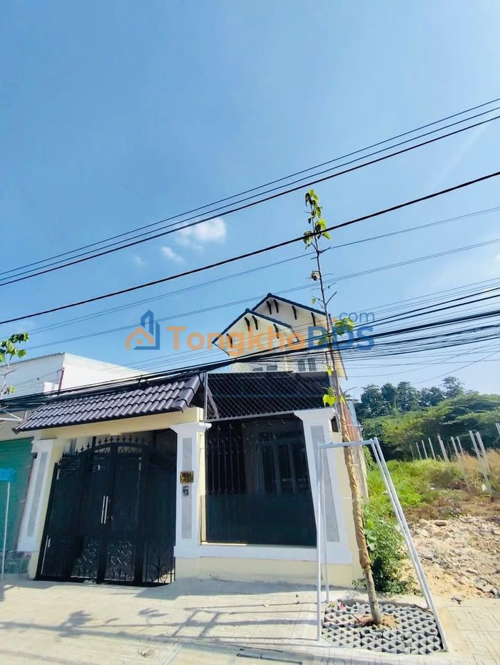 Nhà Hoàn Công 166.8m² Bình Nhâm - Sân Ô Tô Rộng, Giá Tốt