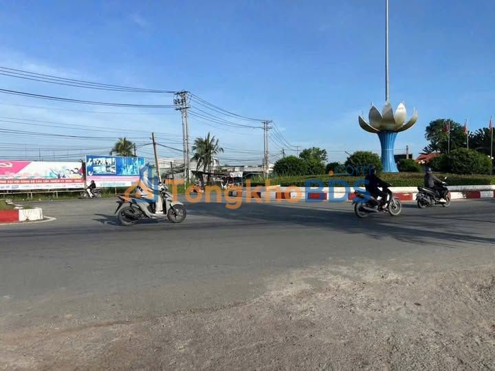 Đất Nền Mặt Tiền Lê Thị Cần Cần Giuộc 200m² - Sổ Đỏ Sẵn Sàng