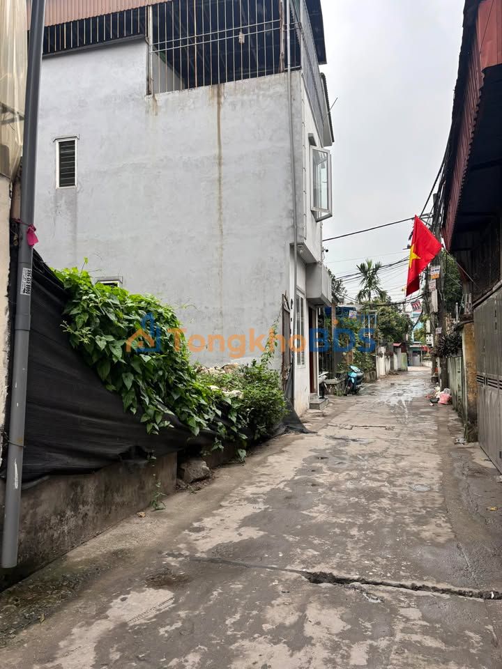 Đất Thạch Bàn 60m² - Mặt tiền 6m, ô tô vào đất, giá 8 tỷ