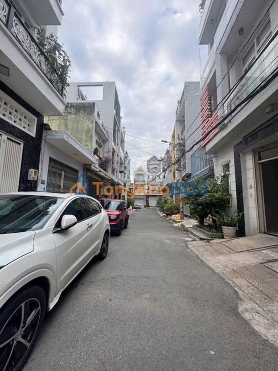 Nhà Hẻm Xe Hơi Bờ Bao Tân Thắng, 64m², 2 Tầng - Gần Aeon Phú Thọ