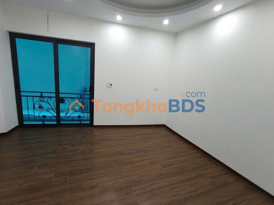 Nhà Song Phương Nam Từ Liêm 40m² 4 Tầng - Giá 4 Tỷ - Sẵn Ở Ngay