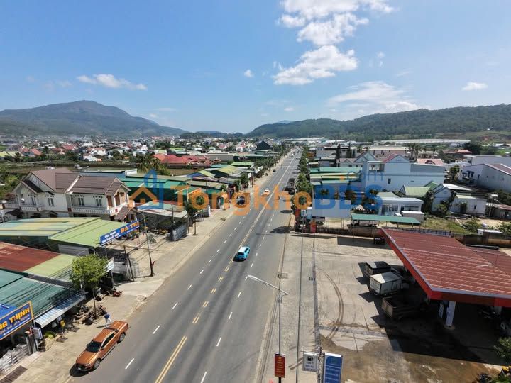 Nhà Mặt Tiền QL20 Đức Trọng 225m² (4PN) - Kinh Doanh & An Cư Lý Tưởng