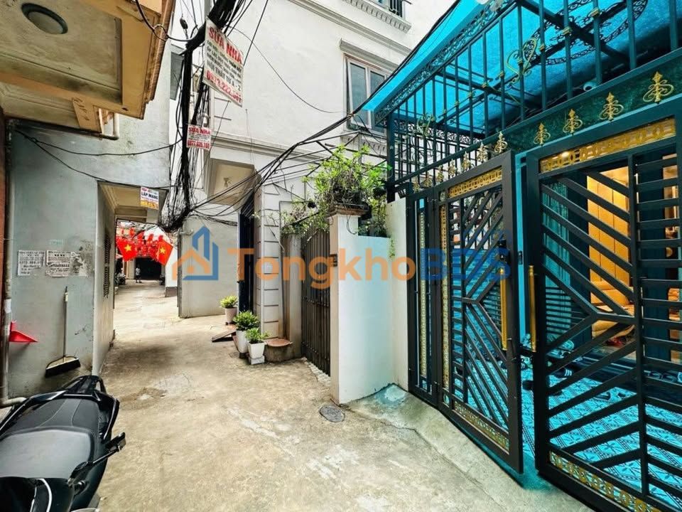 Nhà Đống Đa 50m² 5 Tầng - Sát Phố Thái Thịnh - Sổ Hồng Vuông Vắn