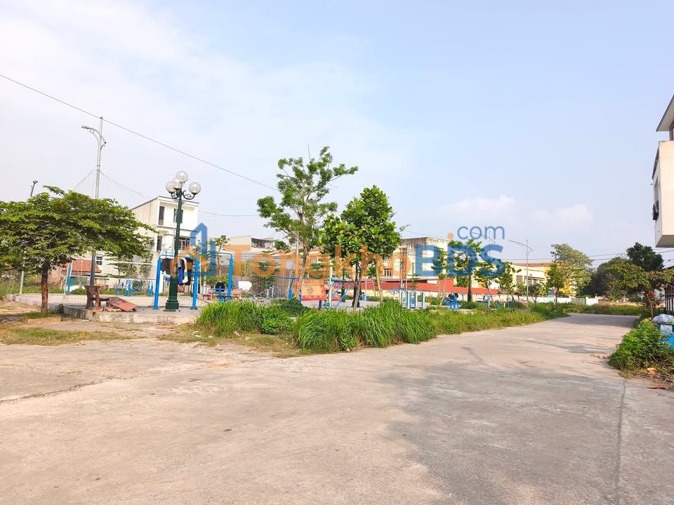 Đất Nền Hợp Thịnh 100m² - Sổ Hồng Thổ Cư, Giá 2 Tỷ/sh