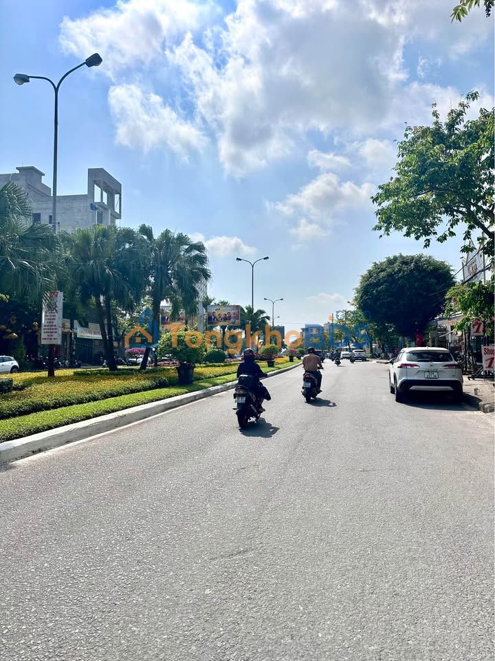 Nhà Mặt Tiền Hùng Vương Đại Lộc - Kinh Doanh Sầm Uất 178.9m² - Dòng Tiền Ổn Định