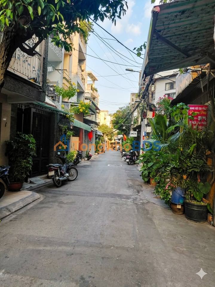 Nhà hẻm Lạc Long Quân Thủ Dầu Một 36m² 5 tỷ - Chính chủ bán