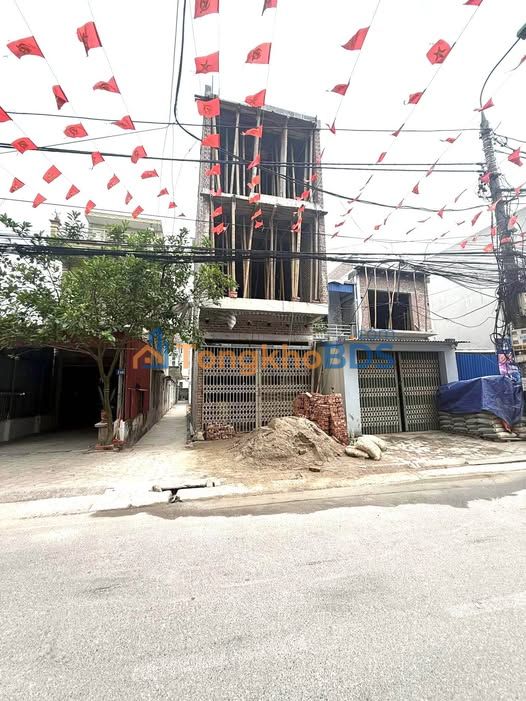 Nhà Mặt Đường 4 Tầng Mới Xây - Nam Định 45m² - Giá 4 Tỷ