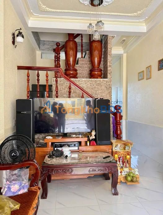Nhà 2 Lầu Đà Lạt 45.5m² Giá 3.7 Tỷ - Full Nội Thất, Ô Tô Thông