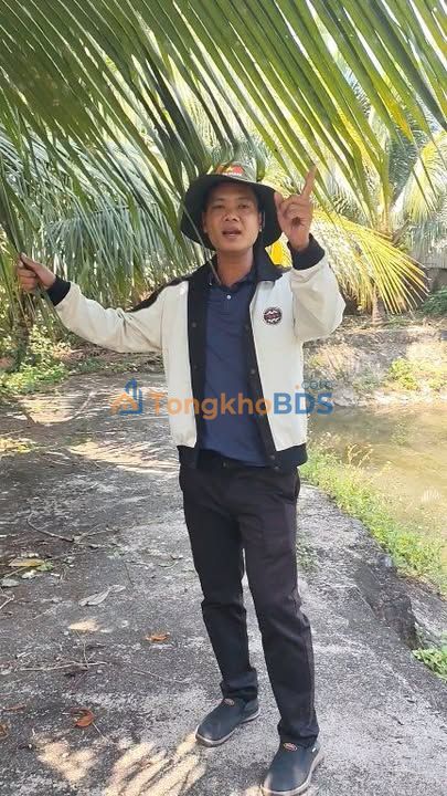 Nhà Vườn 3600m² Mặt Tiền Nguyễn Hoàng, Đồng Nai - Sẵn Sàng Định Cư & Kinh Doanh