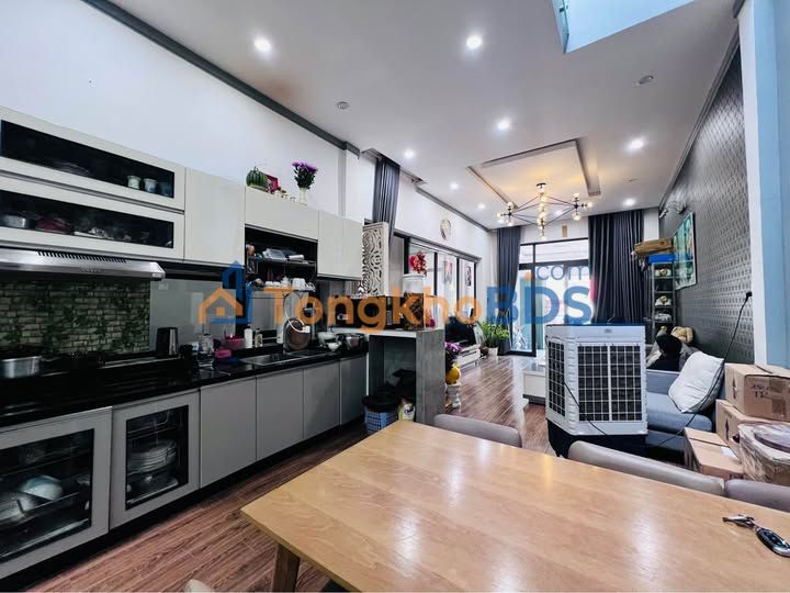 Nhà Hẻm Lý Nam Đế, Pleiku 80m² - Tặng Nội Thất Xịn, Sẵn Sàng Ở Ngay