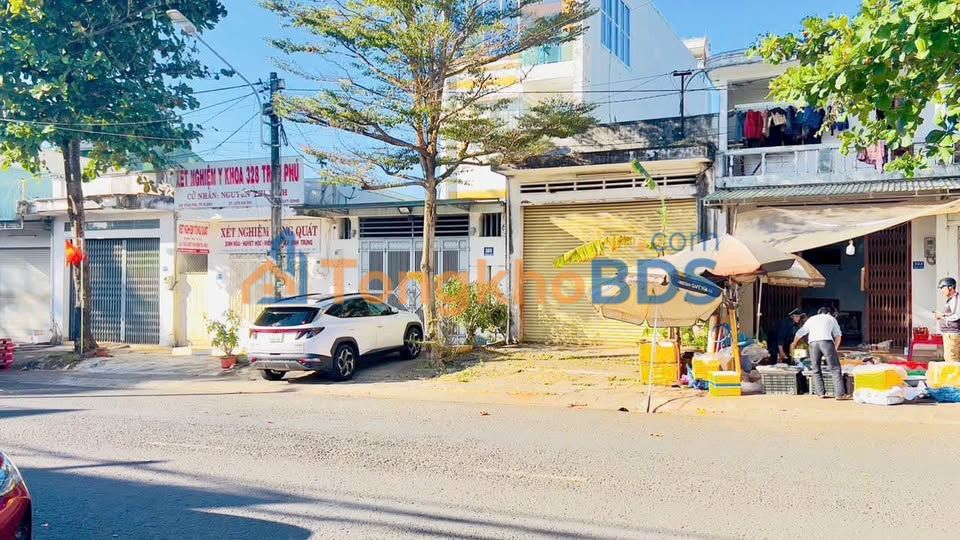 Đất Mặt Tiền 88m² Trần Phú, Kon Tum - Sổ Đỏ Hoàn Công, Hướng Nam