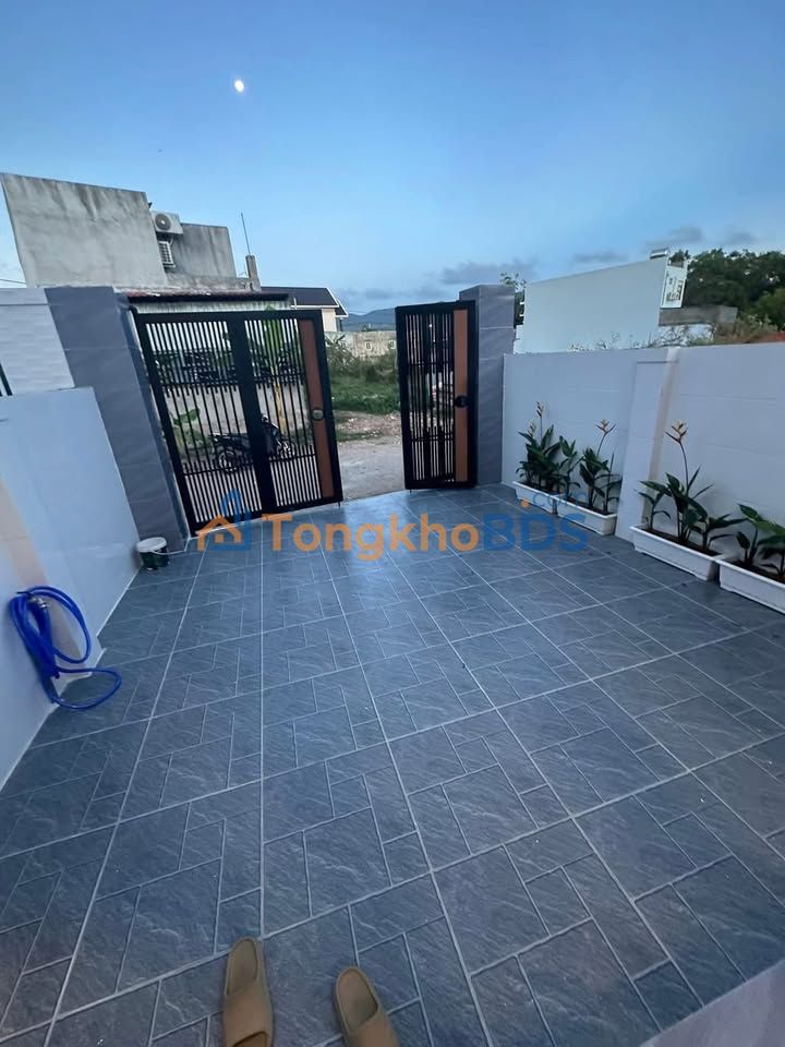 Đất Nền Long Hải 80m² - Sổ Thổ Cư, Giá 1.15 Tỷ - Cơ Hội Sở Hữu Trung Tâm