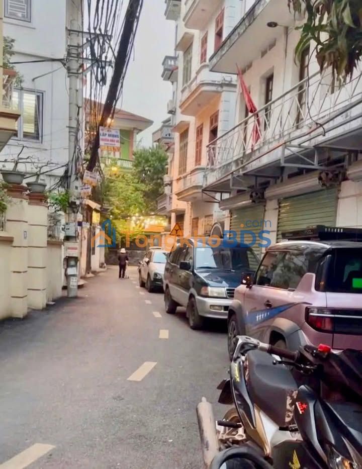 Nhà 4 Tầng Thanh Liệt - Ô tô Đỗ Cửa, Sổ Hồng Chính Chủ 7.x Tỷ