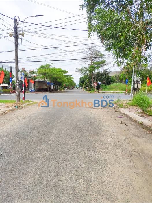 Đất nền Tân Xuyên Cà Mau 200m² 1 tỷ - Đường to ô tô