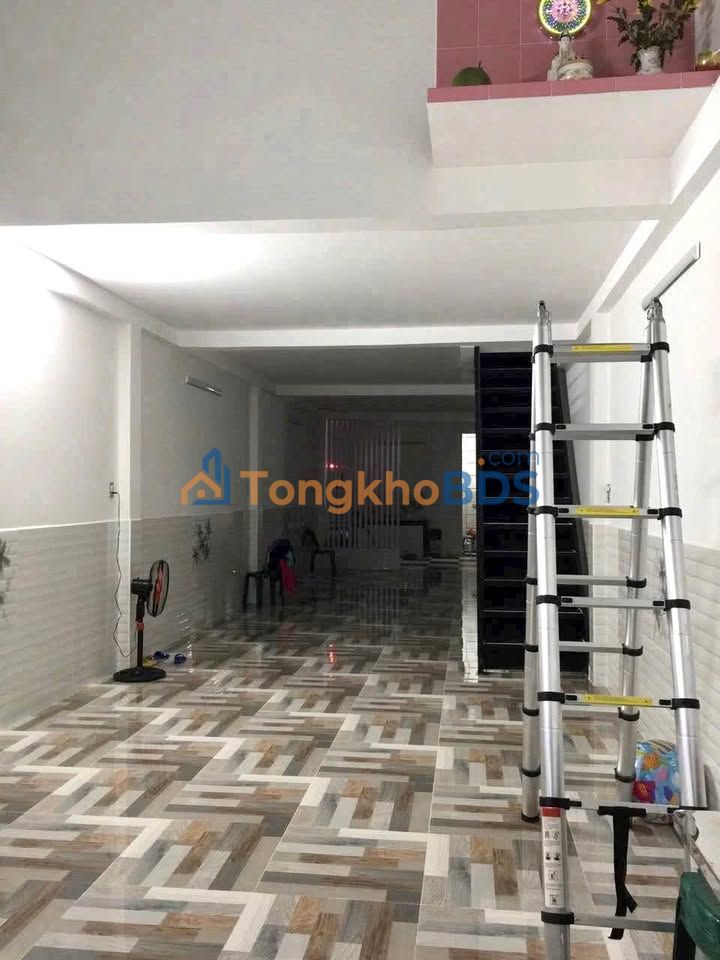 Nhà Tây Sơn Tân Phú 112m² 20tr - Mặt tiền kinh doanh