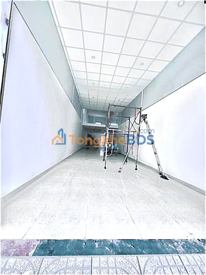 Kho Xưởng 120m² Hà Huy Giáp, Q12 - Xe Tải Vào Tận Nơi - Giá 8 Triệu/Tháng