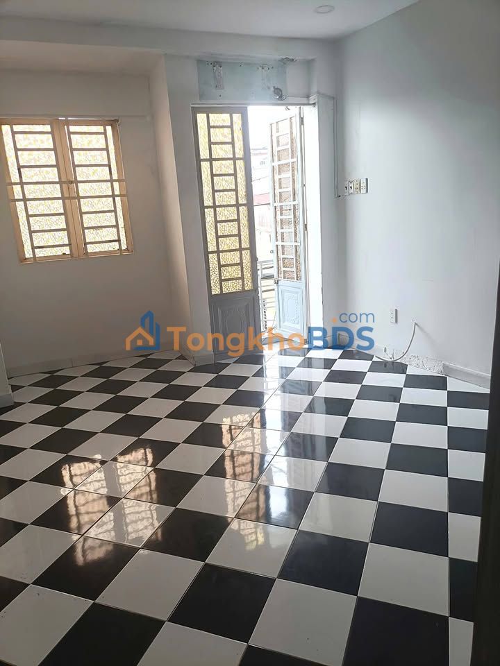 Nhà Cho Thuê Quận 12, 4x7m Nở Hậu, 2 Tầng - 4 Triệu/Tháng