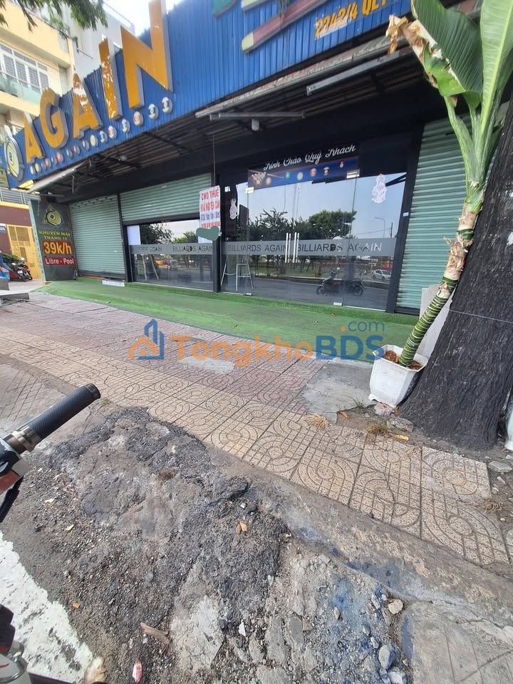 Nhà 3 Mặt Tiền 180m² Phường Trung Mỹ Tây, Quận 12 - Giá 20 Triệu/Tháng