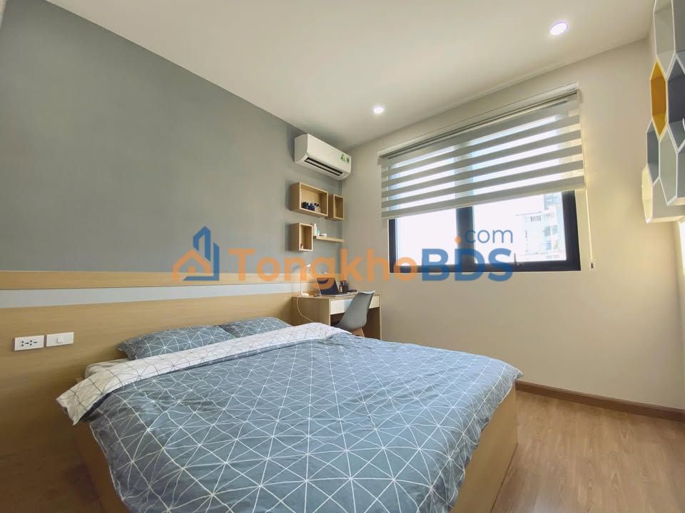 Chung cư Mỹ Đình 74m² - 3PN, View SVĐ, Sổ đỏ 8.2 tỷ