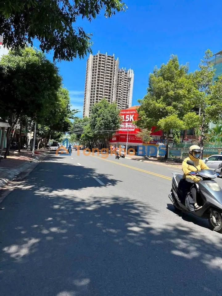 Nhà Mặt Tiền Vũng Tàu 100m² - Góc 2 Mặt Tiền Kinh Doanh